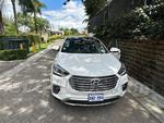 2017 Hyundai Grand Santa Fe Gls