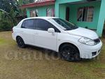Nissan Tiida 2012