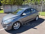 2013 Hyundai Accent Blue