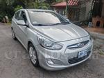2014 Hyundai Accent Blue