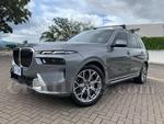 2023 BMW X7