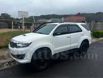 Toyota Fortuner 2015